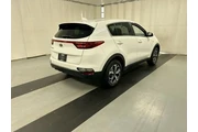 $16111 : Kia Sportage 2020 AWD LX 4dr thumbnail