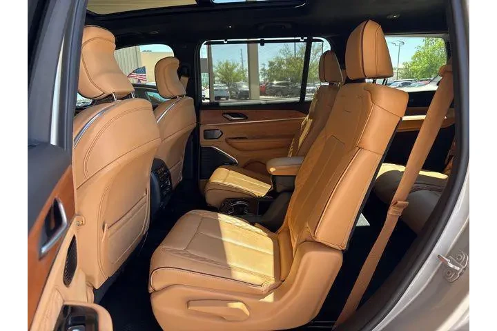 $35998 : Jeep Grand Cherokee L 2021 4 image 5