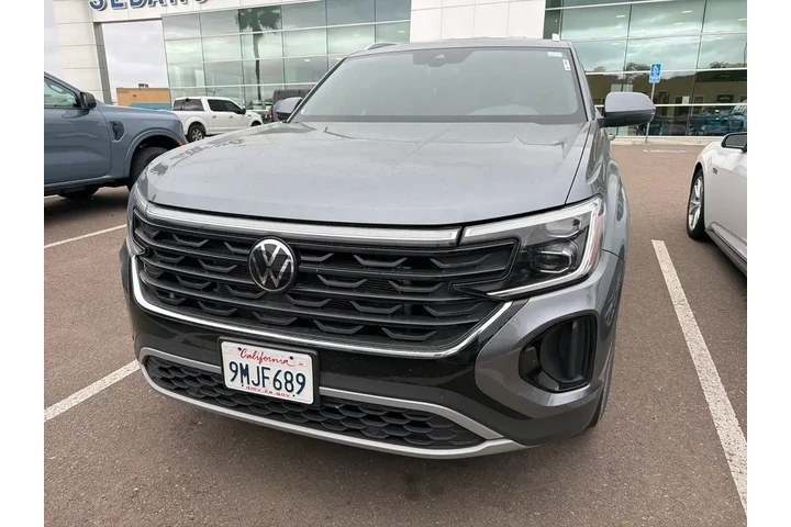 $28900 : Volkswagen Atlas Cross Sport image 2