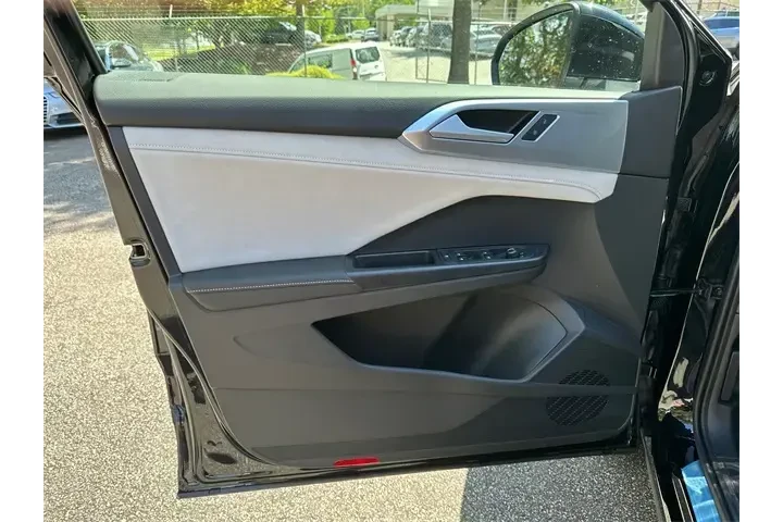 $23249 : Volkswagen Taos 2025 SE 4dr image 10