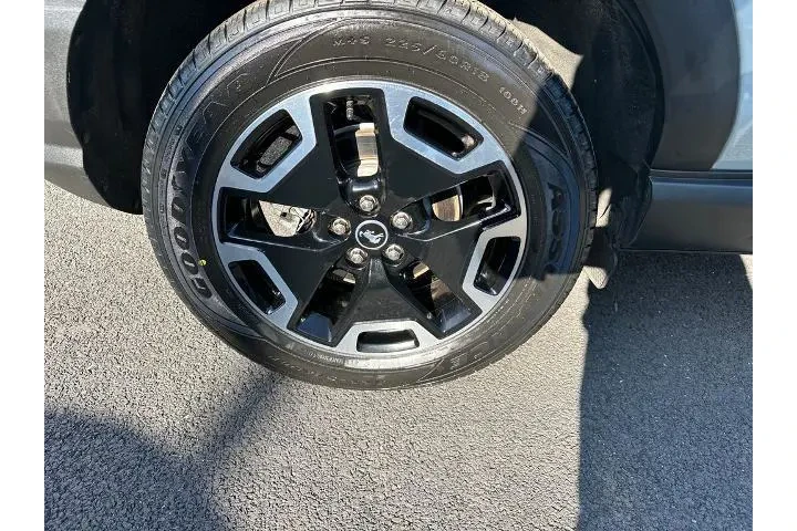 $27178 : Ford Bronco Sport 2022 AWD O image 8