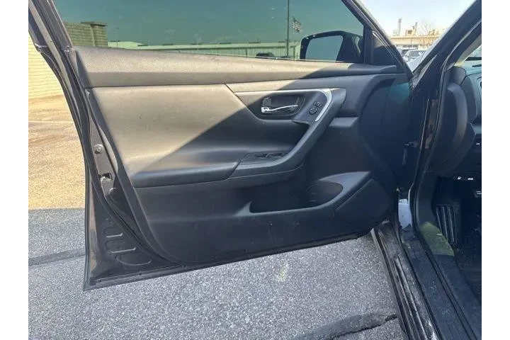 $11982 : Nissan Altima 2017 2.5 S 4dr image 9