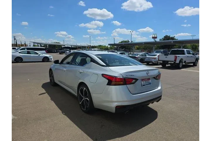 $22500 : Nissan Altima 2024 2.5 SR 4d image 4