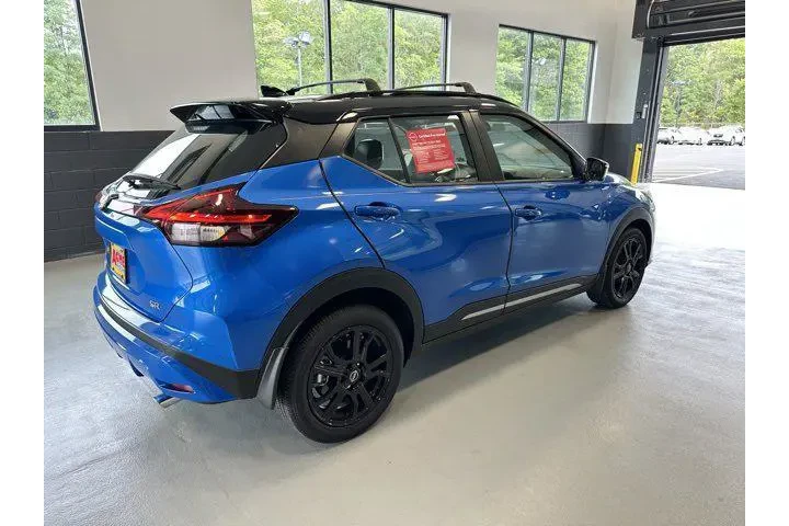 $24895 : Nissan Kicks 2024 SR 4dr Cro image 6