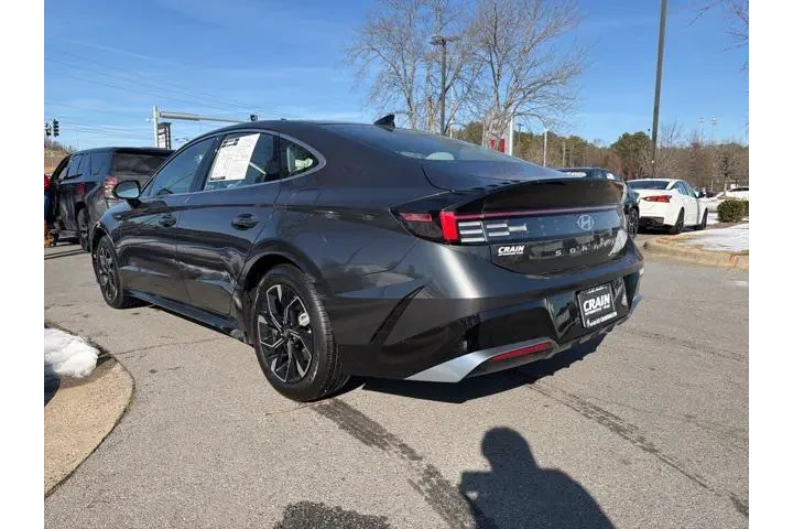 $20382 : Hyundai SONATA 2024 SEL 4dr image 5