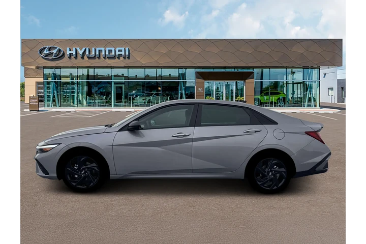 $23990 : Hyundai ELANTRA 2026 SEL Spo image 3