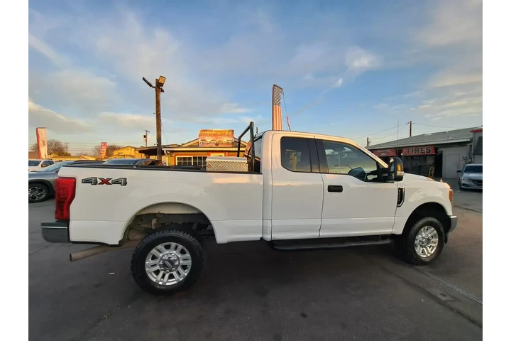 $26988 : Ford F-250 Super Duty 2018 4 image 6