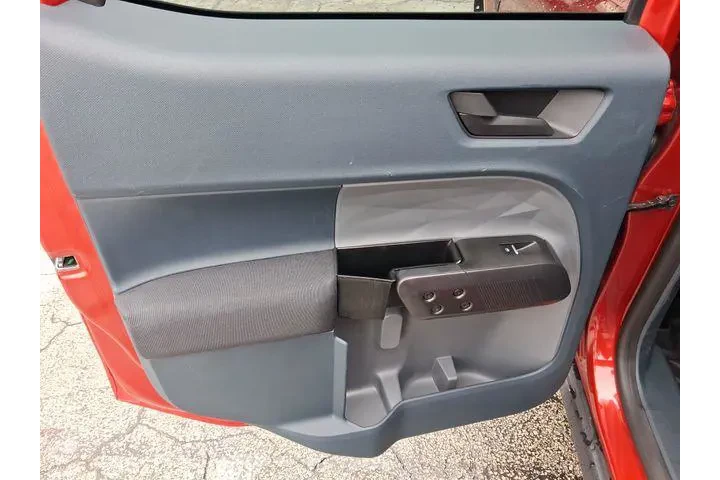 $23990 : Ford Maverick 2024 AWD XL 4d image 9