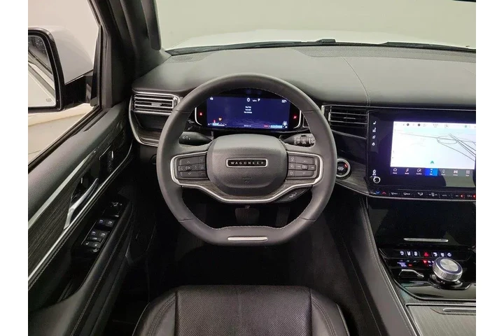 $34998 : Jeep Wagoneer 2022 4x4 Serie image 10