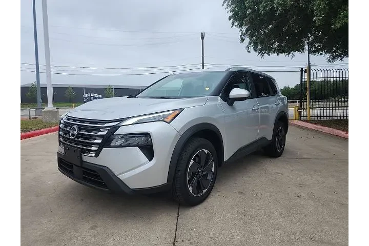 $22496 : Nissan Rogue 2024 AWD SV 4dr image 2