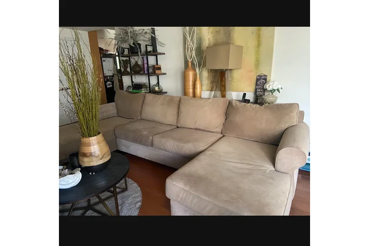 $400 : sofa image 2