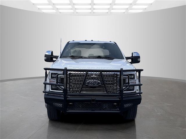 Pre-Owned 2022 F-350 Platinum image 2