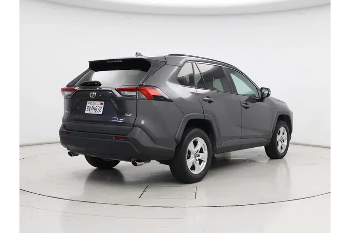 $19998 : Toyota RAV4 2019 XLE 4dr SUV image 8