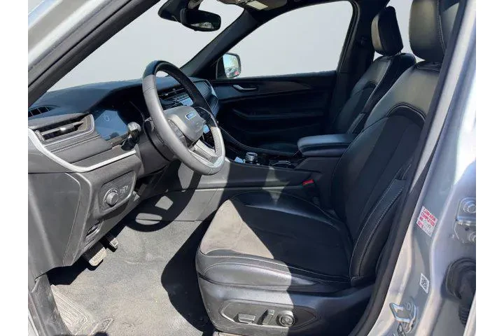 $33119 : Jeep Grand Cherokee L 2023 4 image 9