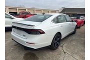 $27776 : Honda Accord Hybrid 2024 Spo thumbnail