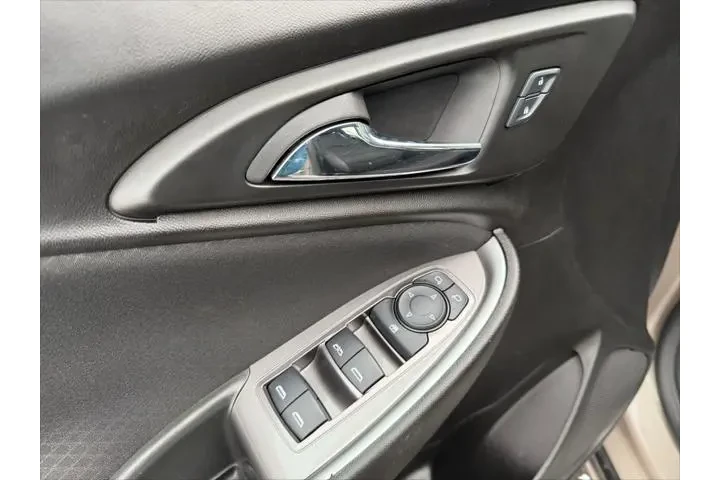 $19249 : Chevrolet Malibu 2024 LT 4dr image 10