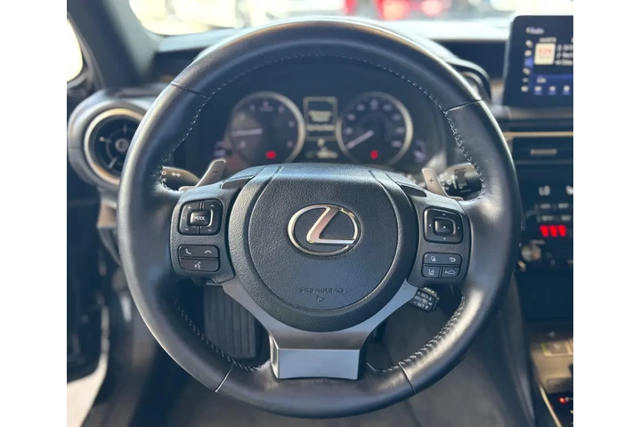 2022 IS 300 PREMIUM image 10