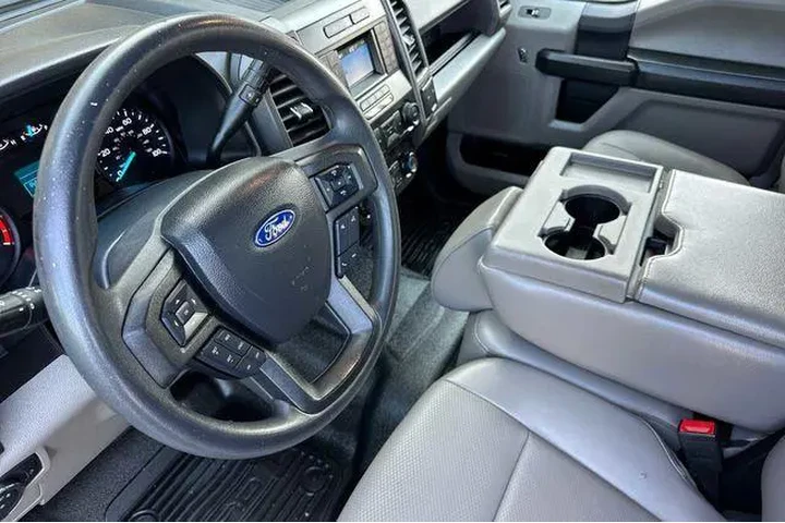 $38200 : Ford F-350 Super Duty 2022 4 image 4