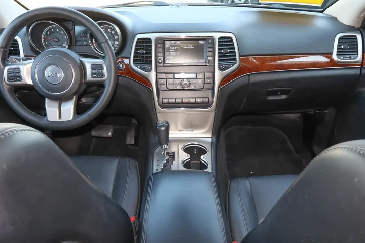 $10949 : 2013 Grand Cherokee 4WD 4dr L image 10