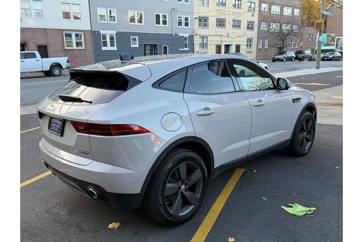 $14995 : 2018 E-PACE SE image 6