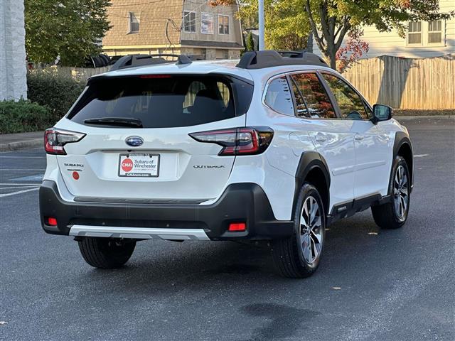 $33597 : PRE-OWNED 2024 SUBARU OUTBACK image 2