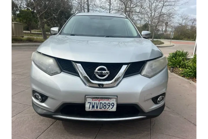 $8700 : 2016 Rogue SV image 3