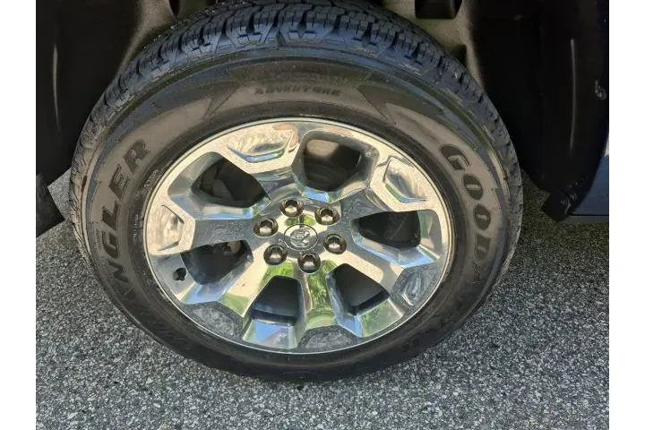 $33850 : Ram 1500 2022 4x4 Big Horn 4 image 8