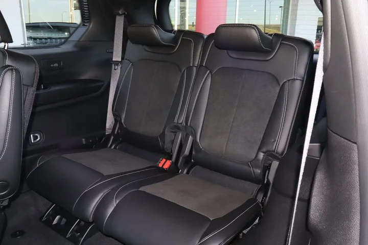 $38988 : 2025 Grand Cherokee L Altitud image 10