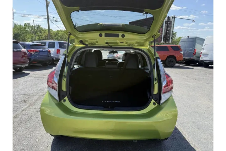 $14495 : 2015 Prius c Four image 8