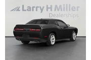 $26903 : Dodge Challenger 2023 SXT 2d thumbnail
