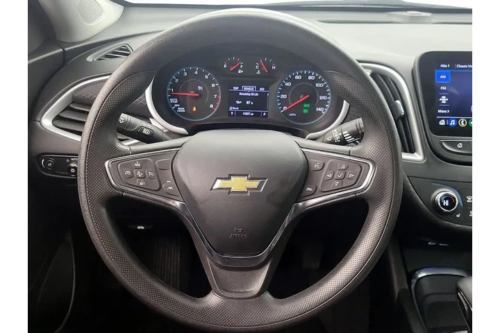 $18998 : Chevrolet Malibu 2023 LT 4dr image 10