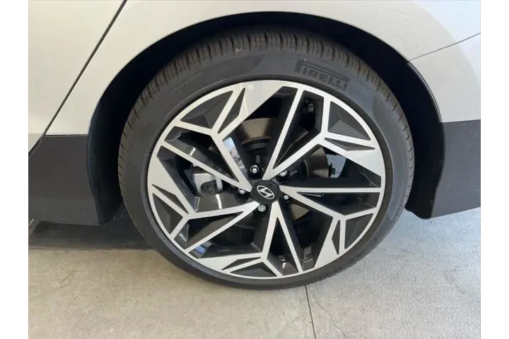 $36990 : Hyundai IONIQ 6 2025 AWD SEL image 10