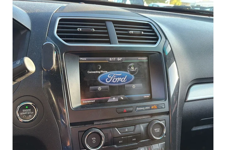 $10951 : Ford Explorer 2016 XLT 4dr S image 6