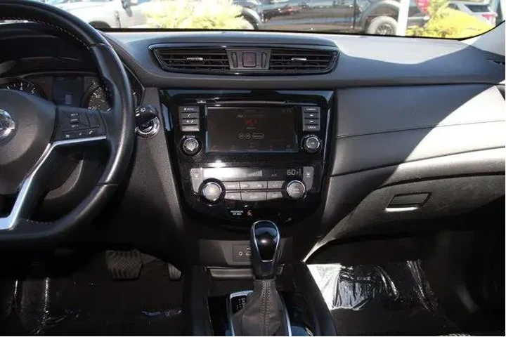 $19697 : Nissan Rogue 2020 S 4dr Cros image 7