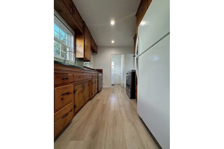 $2800 : Amazing home for rent….. image 6