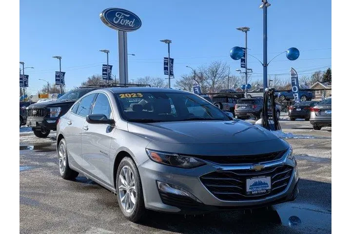 $14998 : Chevrolet Malibu 2023 LT 4dr image 1