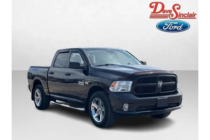 $14888 : Ram 1500 2015 4x4 Express 4d image 4