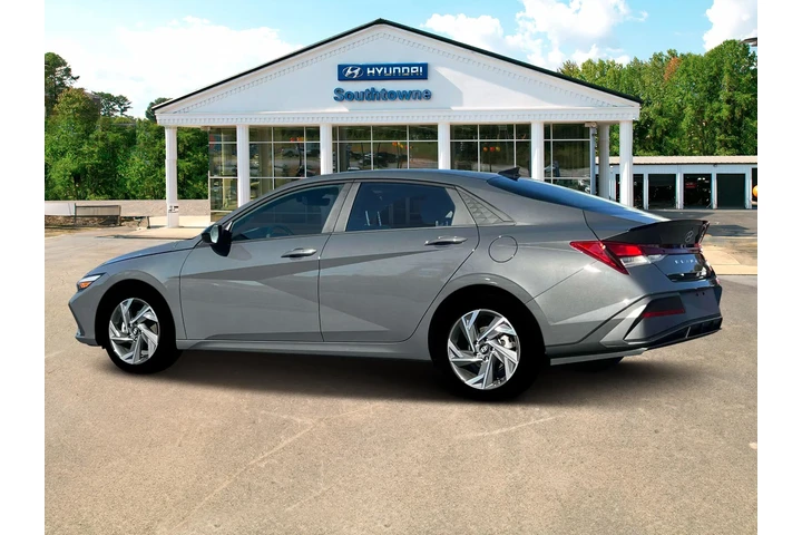 $20991 : Hyundai ELANTRA 2025 SEL Spo image 4