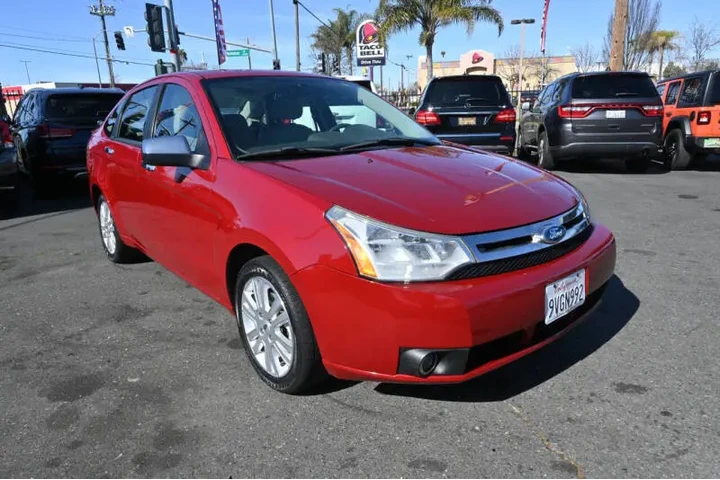 $4998 : 2011 Focus SEL image 3