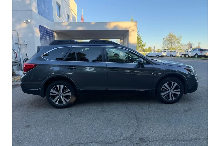 $18000 : Subaru Outback 2018 AWD 3.6R image 6