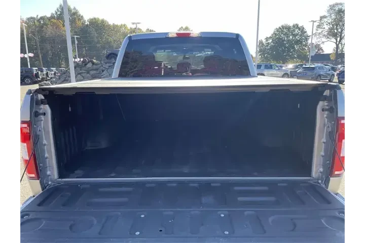 $35543 : Ford F-150 2020 4x4 XL 4dr S image 9