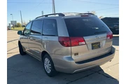 $6999 : 2005 Sienna LE - 7 Passenger thumbnail