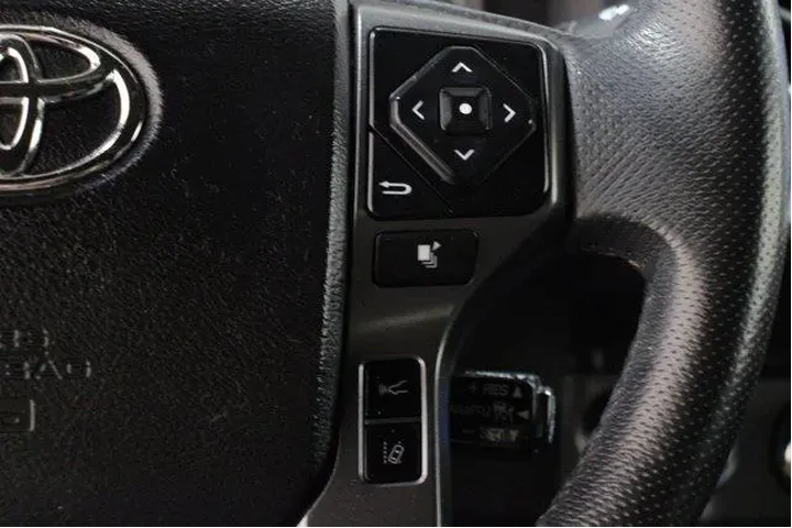 $36983 : Toyota Tacoma 2021 4x4 TRD O image 10