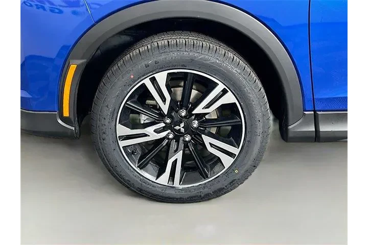 $21975 : Mitsubishi Eclipse Cross 202 image 10