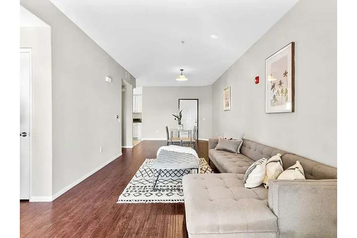 $2800 : Sunland Gardens LLC image 2