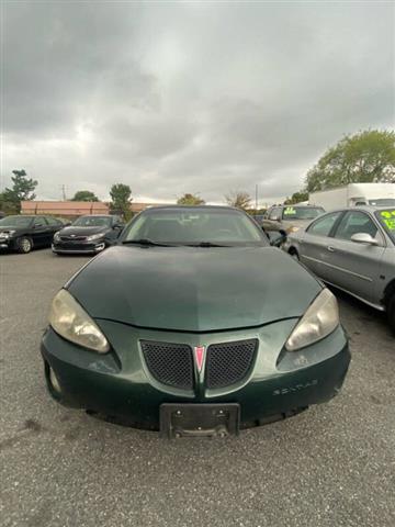 $2495 : 2004 Grand Prix GT1 image 4