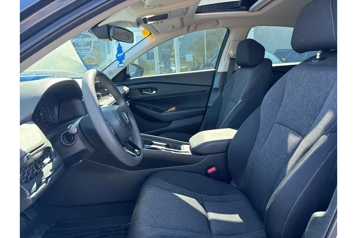 $25500 : Honda Accord 2023 EX 4dr Sed image 4