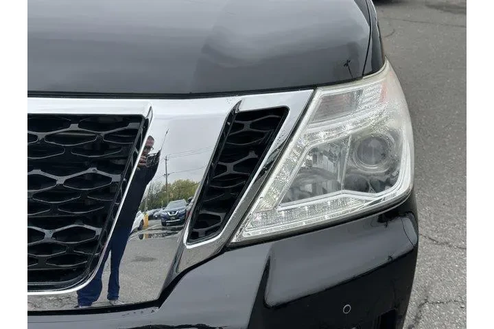 $22332 : Nissan Armada 2017 4x4 Plati image 8
