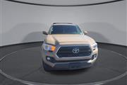 $23000 : PRE-OWNED 2016 TOYOTA TACOMA thumbnail