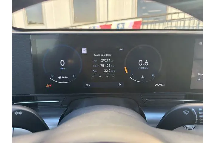 $19997 : Hyundai KONA 2024 SEL 4dr Cr image 9